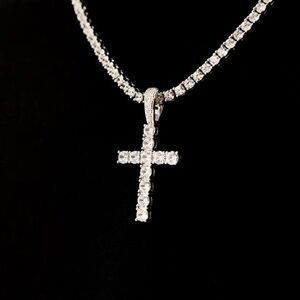 18k White Gold Plated with CZ stone Diamond Cross Pendant in White Gold